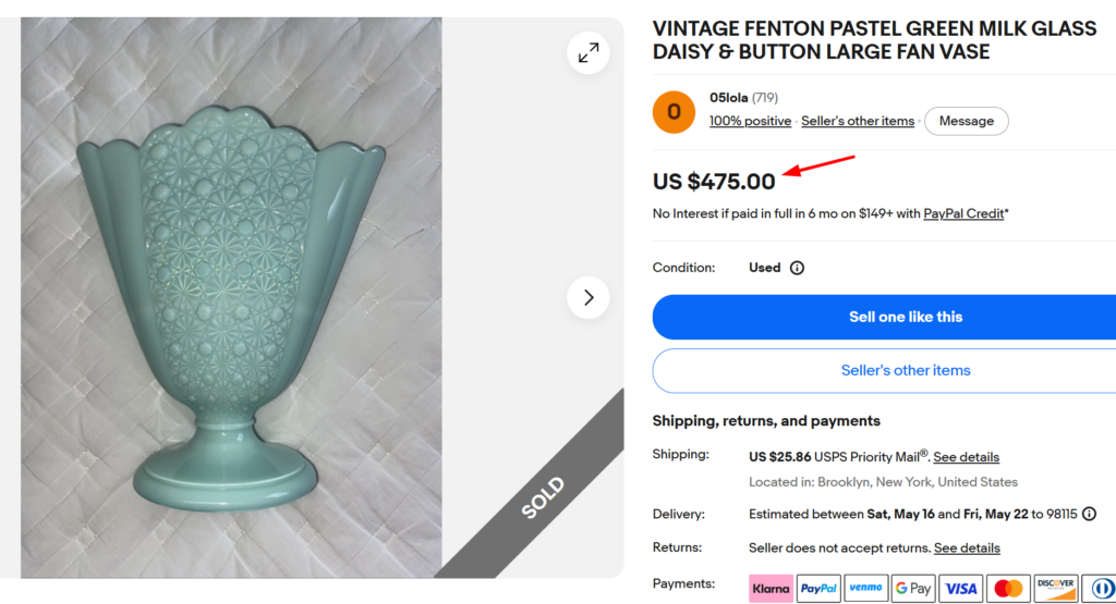 Fenton Pastel Green Milk Glass Daisy & Button Fan