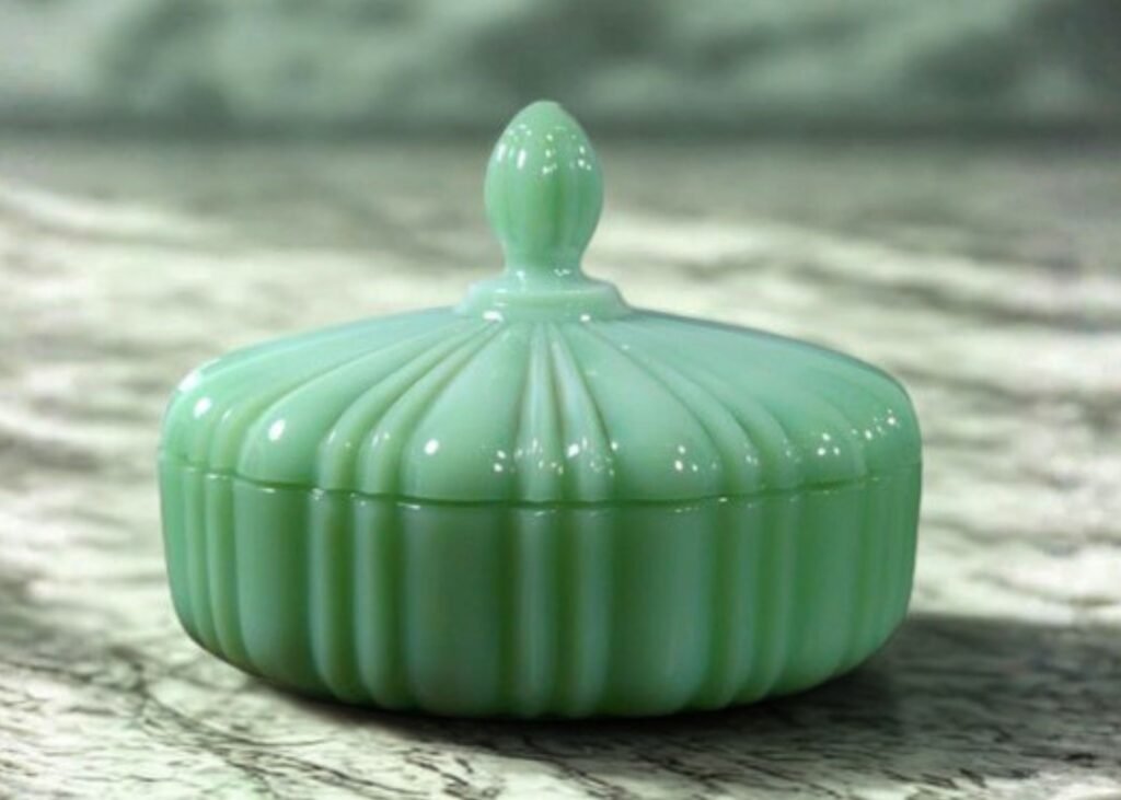 Vintage Jadeite Dishes