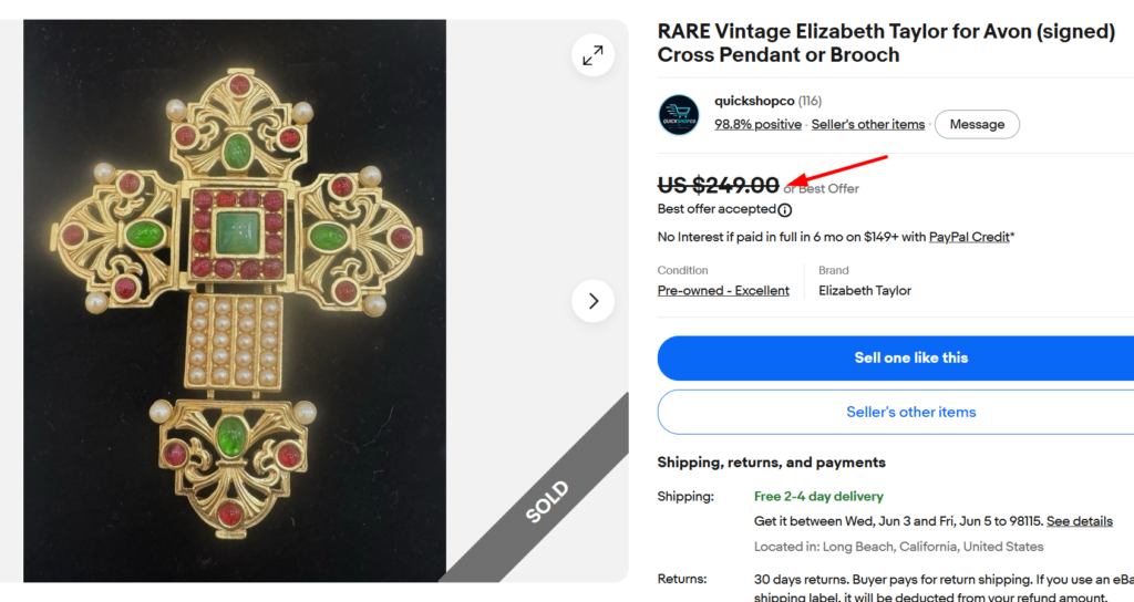 Elizabeth Taylor for Avon Brooch Pendant