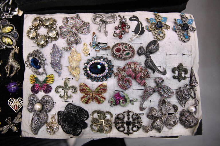 Vintage Costume Jewelry Brooches